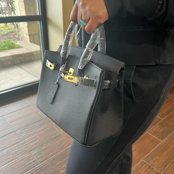 $SOLD$ (Togo Leather) Black Genuine Leather  Handbag 25cm with gold hardware. - Picture 4 of 6